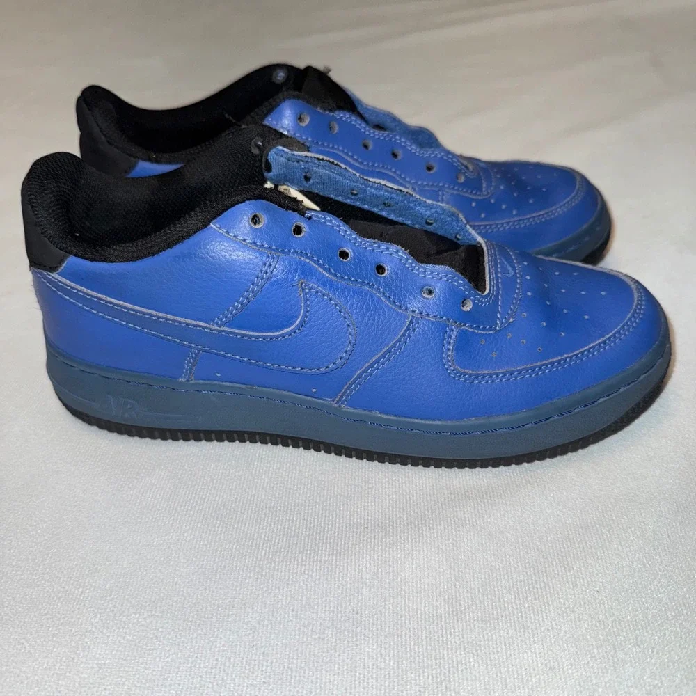 Nike Air Force 1 AF1 Low Blue Black Youth Sneakers‎ Shoes Size 5.5Y / 5.5 Mens